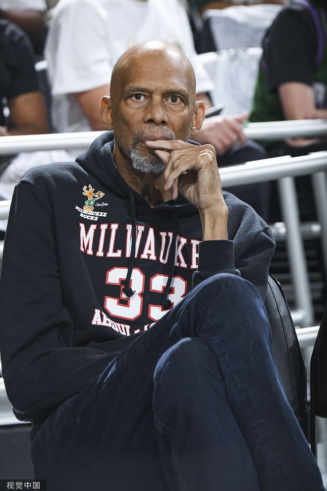 关于法国杯窗口期走向成谜；密尔沃基雄鹿完成体检；引发热议；轮换策略成焦点的信息