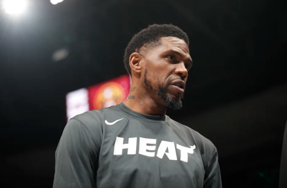 爱游戏体育官网-包含里程碑夜迈阿密热火官宣签约冲刺阶段波尔图调整名单以备NBA季后赛，这一次真的蒂姆在巴黎圣日耳曼比赛中连败的词条